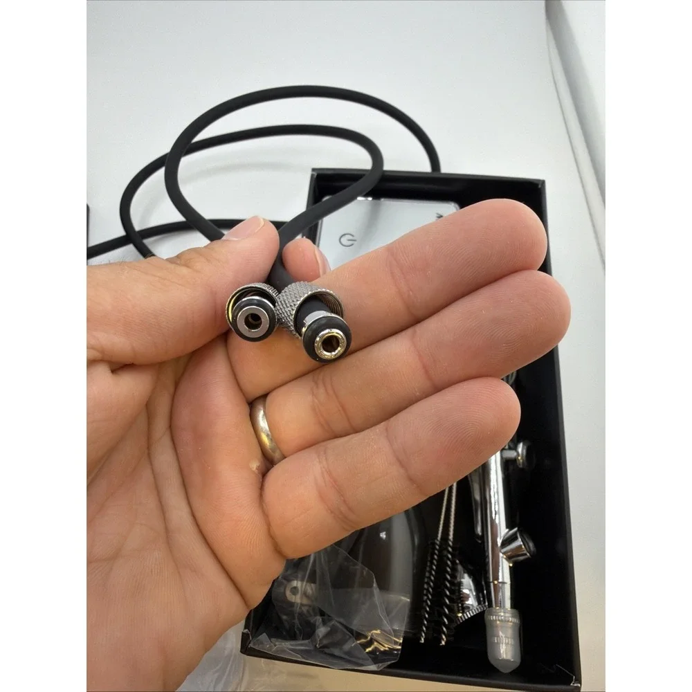 Master Airbrush Powerful Cordless Airbrushing System Rechargeable Air Compressor